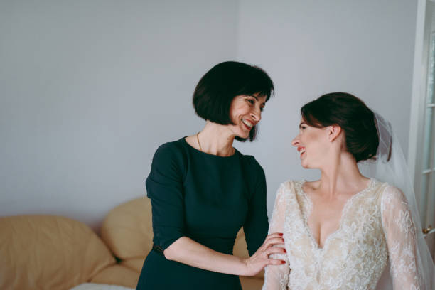 istock Portrait of a beautiful bride on wedding day 853390584