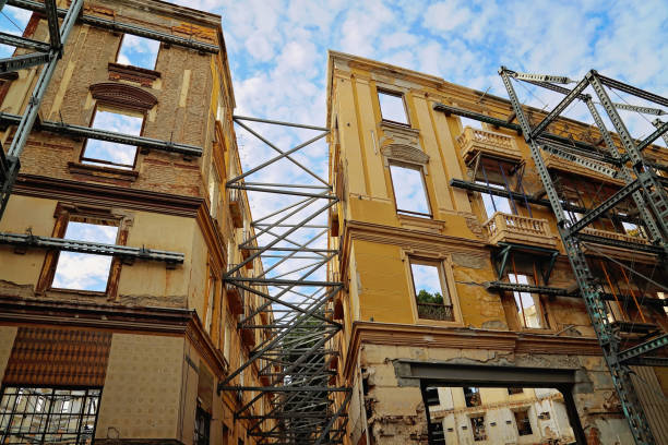 istock Malaga old town streets 853491916