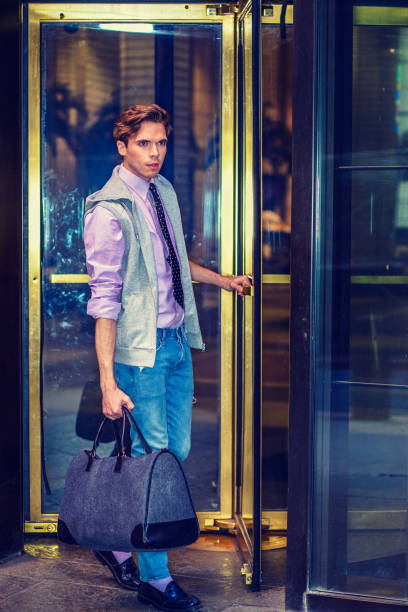 istock Man Traveling in New York. 853532558