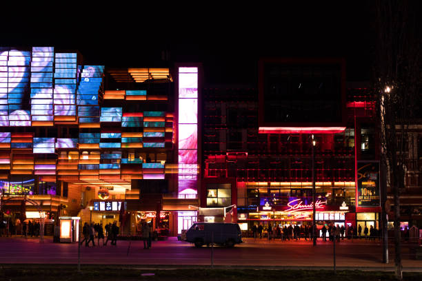 via reeperbahn ad amburgo - prostitution night horizontal outdoors foto e immagini stock