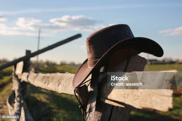 Cowboy Hat Fence Stock Photo - Download Image Now - Ranch, Wild West, Cowboy