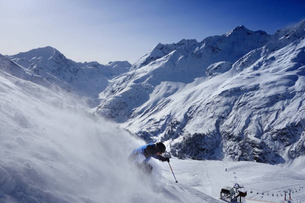 istock Extreme skiing in St. Anton, Austria 853642908