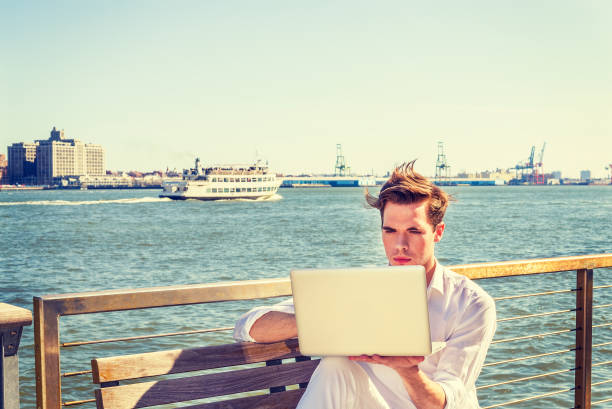 istock American college student traveling, studying in New York 853651916