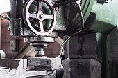 mechanische-vertikal-fr%C3%A4smaschine.j
