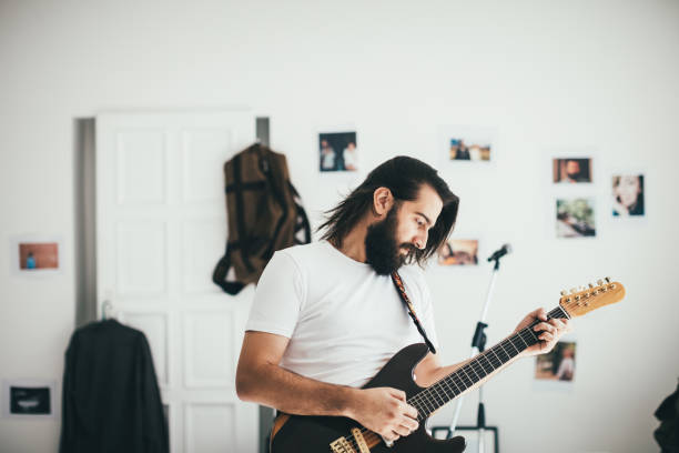 istock Hearing the music, honing the mind... 853882256