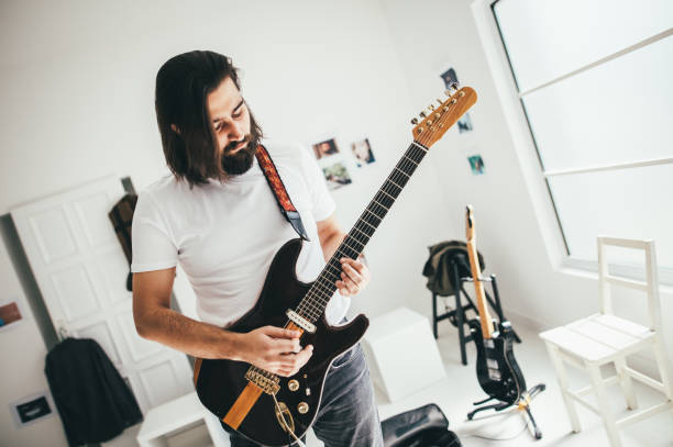 istock Hearing the music, honing the mind... 853882732