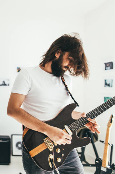 istock Hearing the music, honing the mind... 853882774