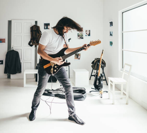 istock Hearing the music, honing the mind... 853883510