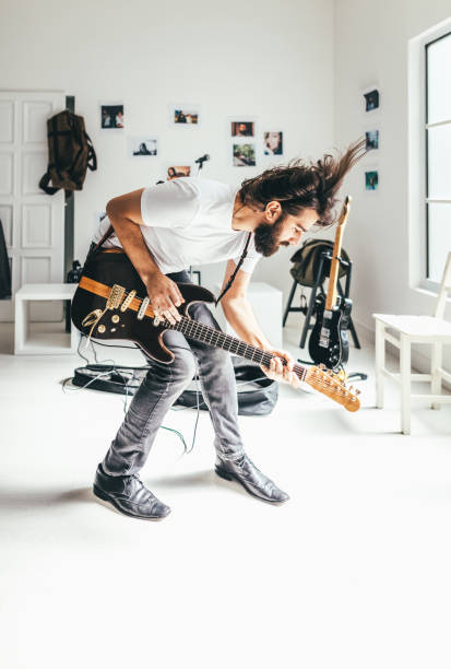 istock Hearing the music, honing the mind... 853883792