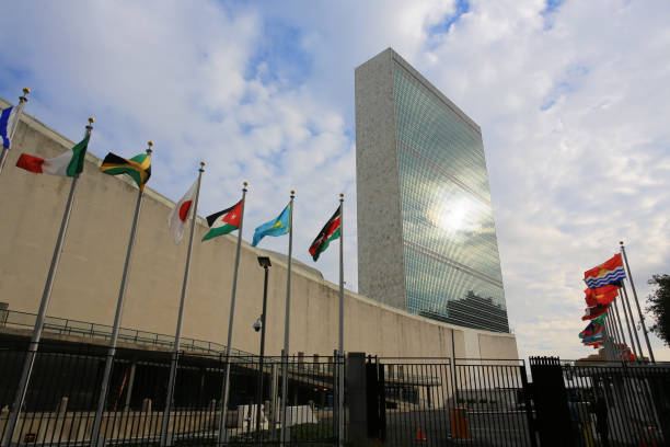 United nation headquarter outlook New York, USA October 13 2016:United nation headquarter in new york. the official headquarters of the United Nations since its completion in 1952 new york marathon photos stock pictures, royalty-free photos & images