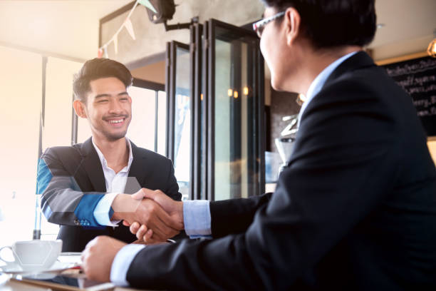 istock business successful, Fintech for goal and KPI 853920618