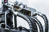 hydraulik-und-kraftstoff-system-traktor.