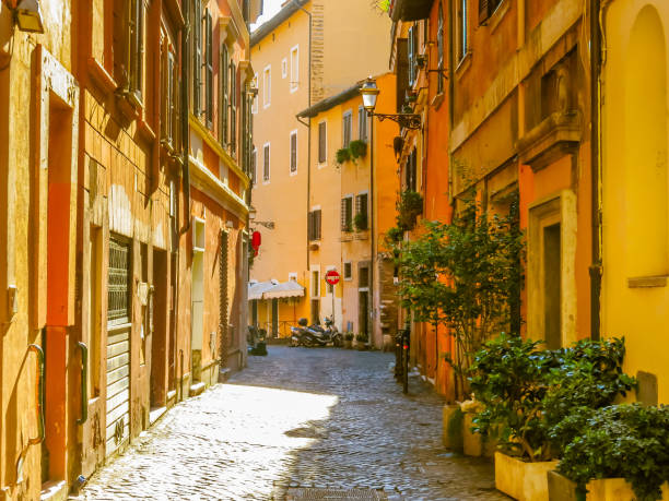 istock Small street in the Trastevere. 854011948