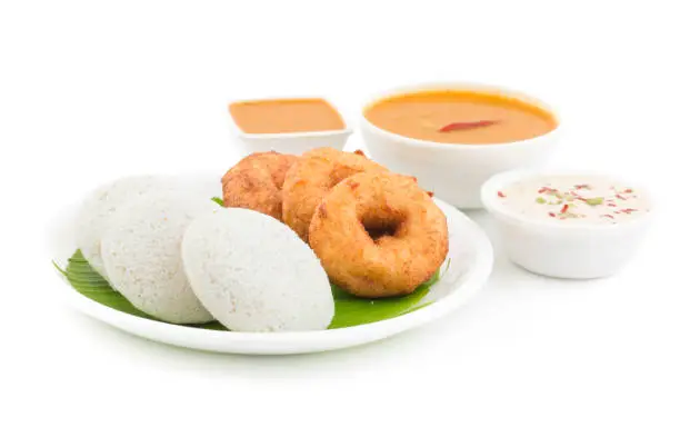 idli, sambar,vada and coconut chutney, south indian breakfast