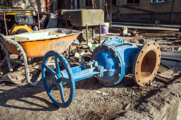 stary zardzewiały zawór przemysłowy - water pipe rusty dirty equipment zdjęcia i obrazy z banku zdjęć