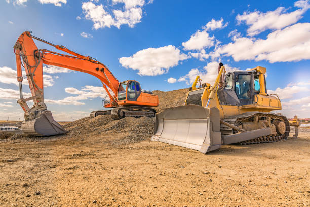 ciężkie maszyny w pracach remontowych autostrady - earth mover construction industrial equipment bulldozer zdjęcia i obrazy z banku zdjęć