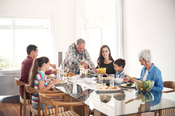 istock Serving the freshly carved turkey 854451290