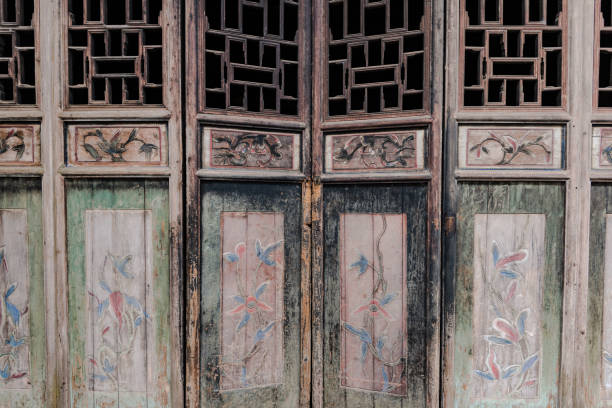 istock traditional Chinese old door 854514966