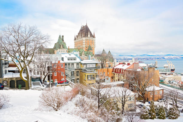 histórico do chateau frontenac em quebec city - quebec - fotografias e filmes do acervo