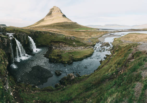 istock Panoramic view of waterfall and Kirkjufell mountain 854583272