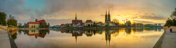 istock Panorama of the old town in Wroclaw 854601962