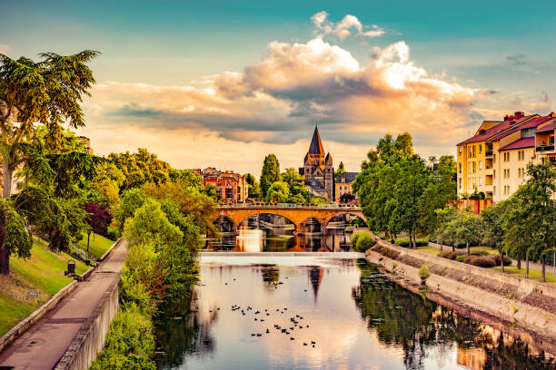 istock Cityscape with Temple Neuf in Metz 854635418