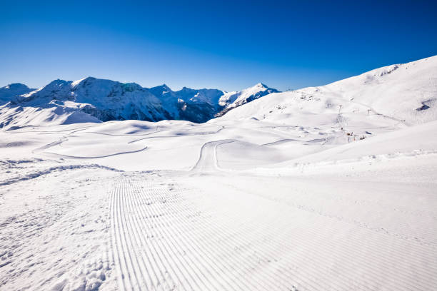 istock Downhill Ski Piste Ski Trail 854667534