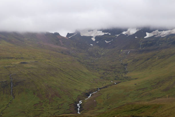 istock Mountaiins of Dyrfjoll (Iceland) 854673282