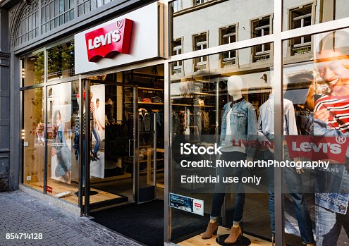30+ Jeans Store Levi Strauss Clothing Stock Photos, Pictures & Royalty-Free  Images - iStock