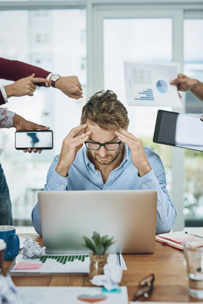 quando ci sono più attività che ore al giorno - time pressure foto e immagini stock