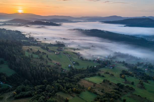 istock Foggy sunset in Polish mountains Silesian Beskid. 855018496