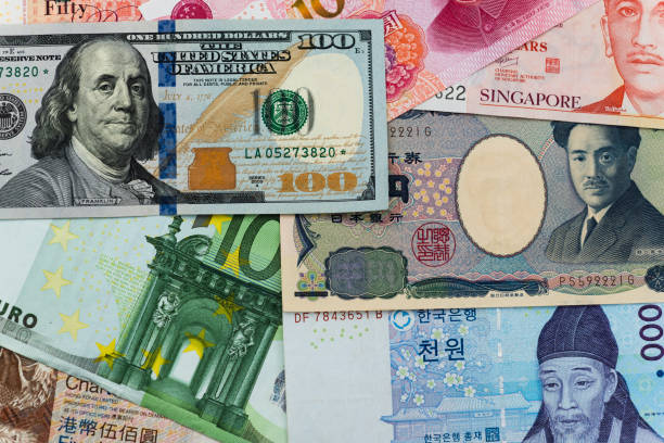 istock Background of international currency notes 855113302