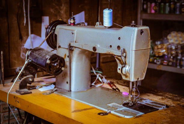 istock Old traditional manual sewing machine 855322386