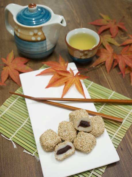 istock Asian food Sesame glutinous rice cake 855326384