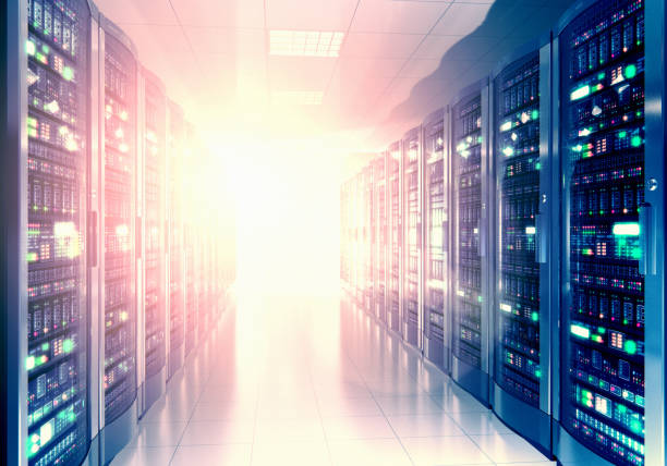 interno della sala server nel data center - network server tower rack computer foto e immagini stock