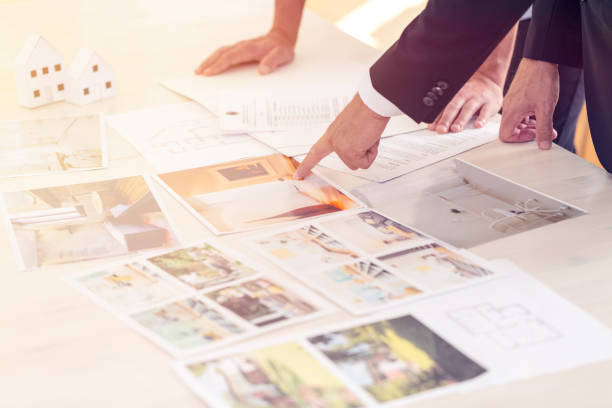 istock People looking at houses offers 855390050