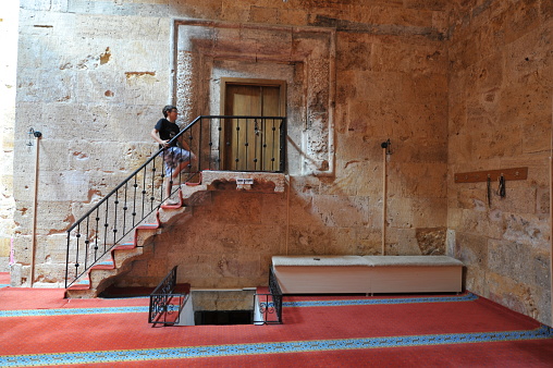 Probably established for it convenient location on a trade route and with adequate water supply nearby, Qasr Kharana Desert Castle, an Umayyad palace, acts as a model for others and is approximately one fourth the size of later examples, indicating that it represented a standard for new and developing Islamic ideas