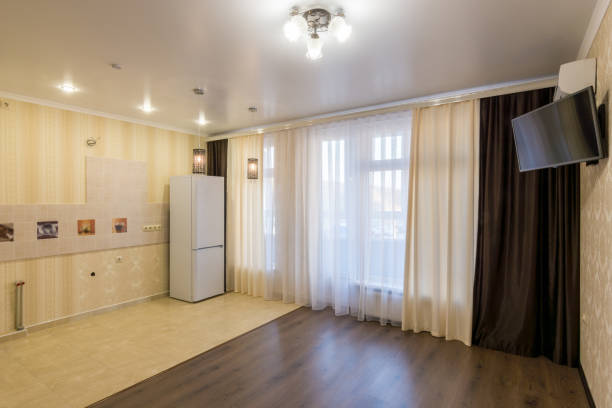 istock Interior of an empty studio apartment without furniture 855521388