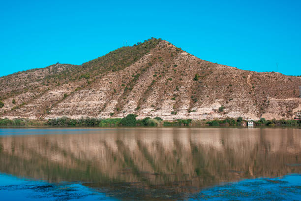 istock Segre and Cinca rivers in Mequinenza, Spain 855524202