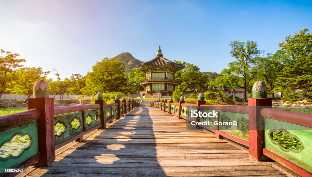 Coucher de soleil du Palais Gyeongbokgung à Séoul, en Corée. - Photo de Séoul libre de droits