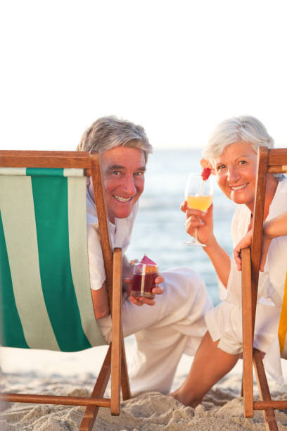 istock Senior couple drinking a cocktail 855585186