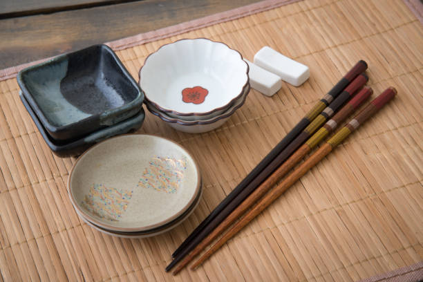 istock japanese dish wares 855640798