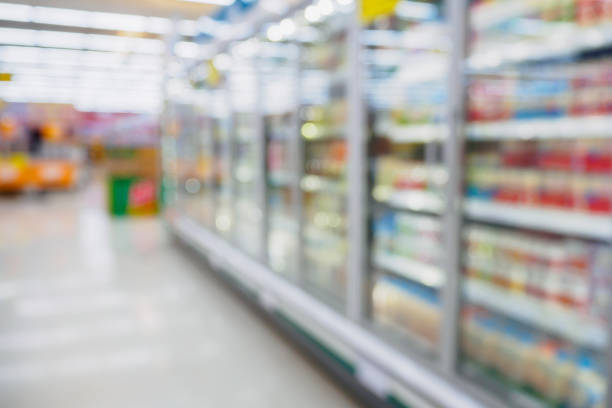 istock Supermarket with abstract defocused blur background 855666978