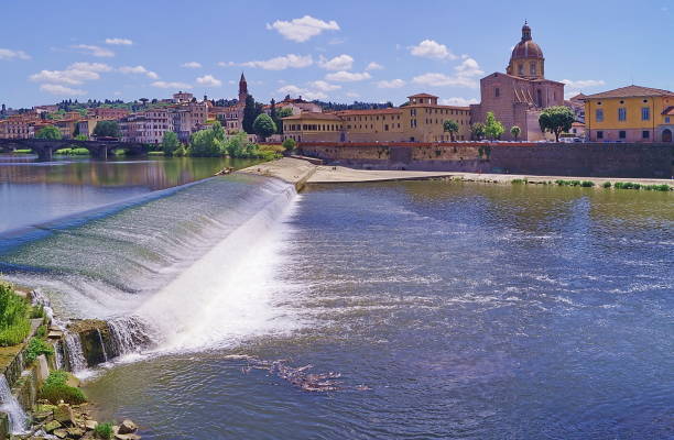 The Arno River in Florence, Santa Rosa weir