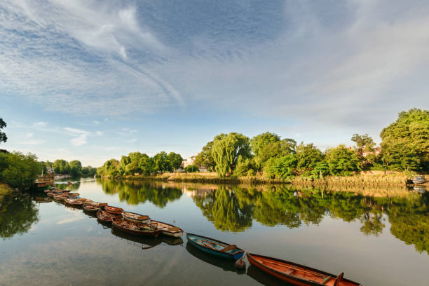 istock sunrise on the thames at richmond london uk 855782874