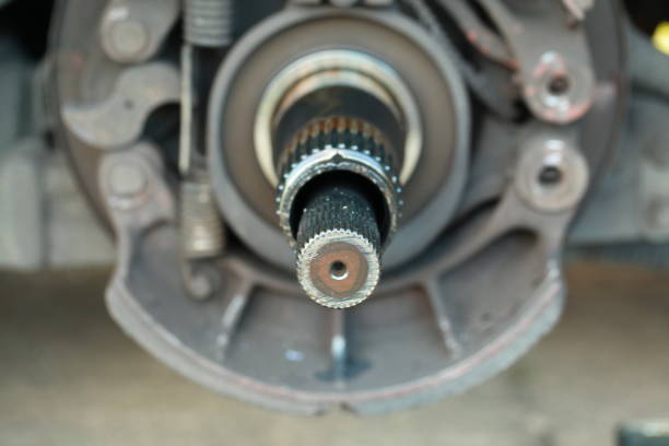istock repair of the wheel hub 855955008