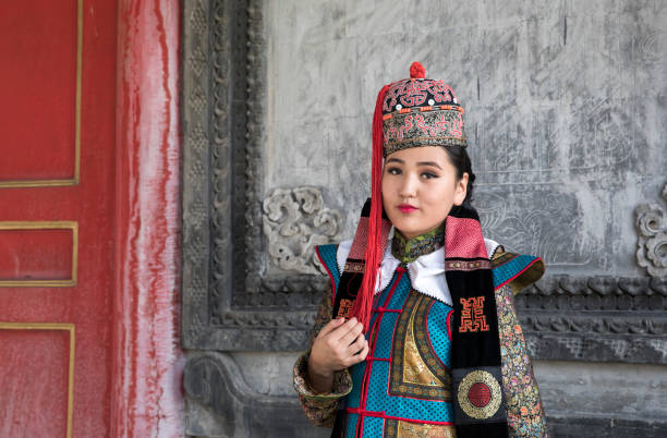 istock Mongolian woman in traditional outfit 856097414