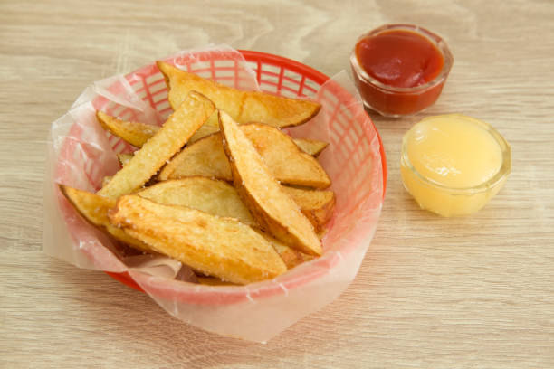 istock FRENCH FRIES IN A BASKET 856193640