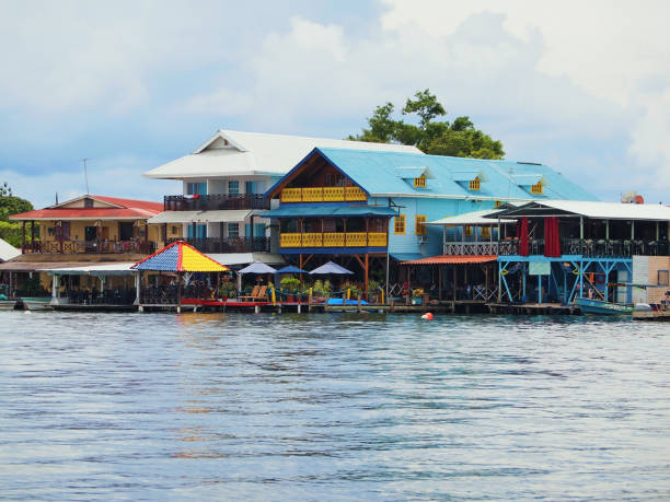 bocas del toro town - bocas del toro imagens e fotografias de stock