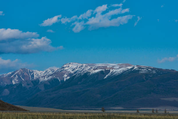 istock landscape of snow-covered mountains 856237464